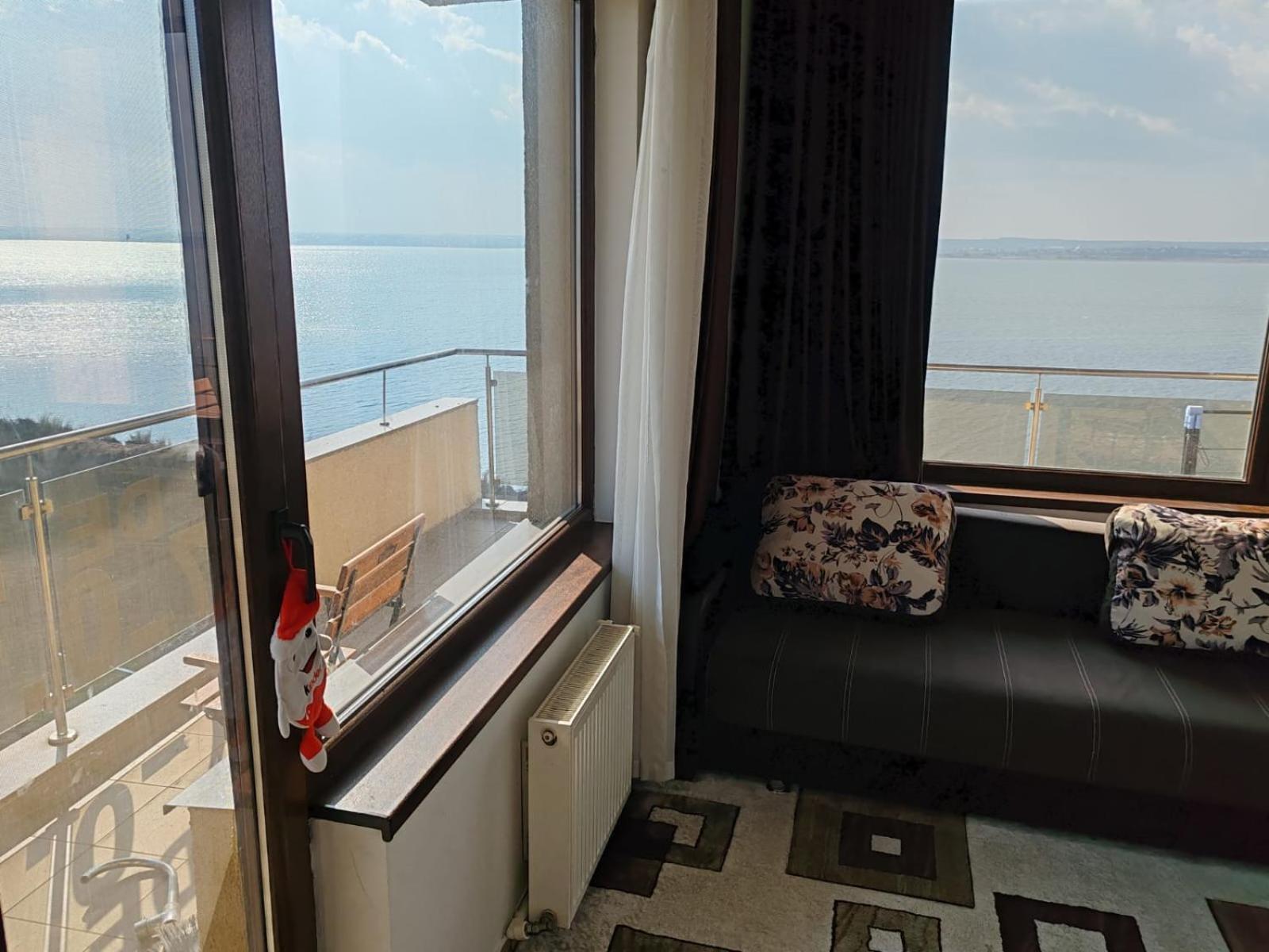 Summerland 44 * Mamaia