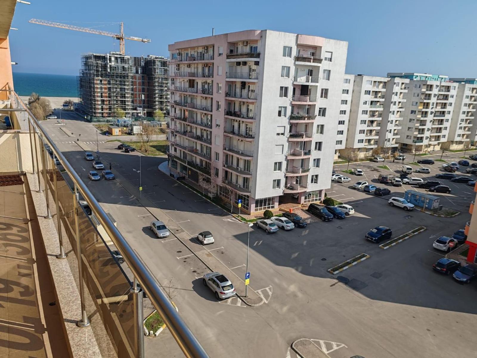 Summerland 44 Mamaia